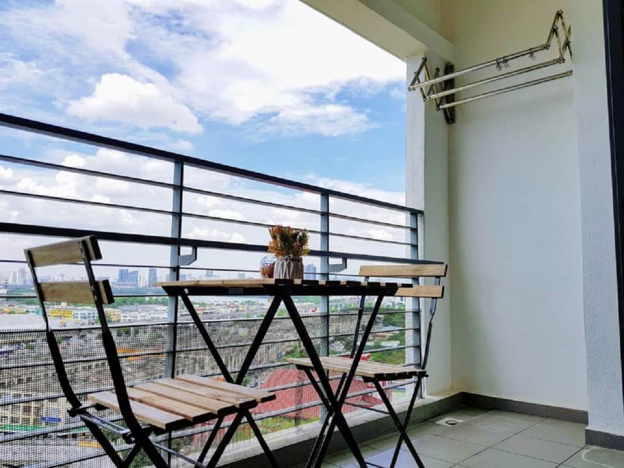 Puchong 8-12 Pax 5Min Lrt Cozy Apartment Ioi Mall Extérieur photo