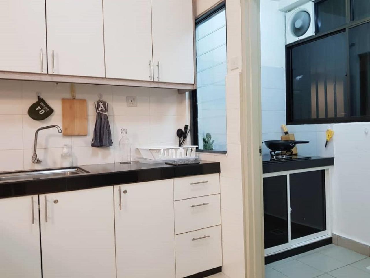 Puchong 8-12 Pax 5Min Lrt Cozy Apartment Ioi Mall Extérieur photo