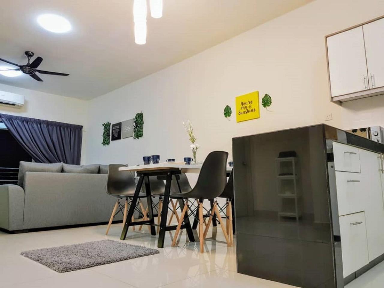 Puchong 8-12 Pax 5Min Lrt Cozy Apartment Ioi Mall Extérieur photo